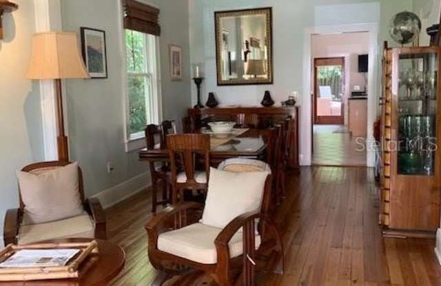 2916 W BAY COURT AVENUE Gallery 4