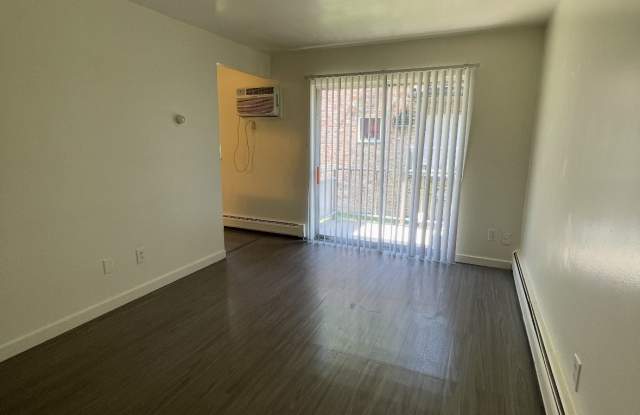 2648 Harrison Ave photos photos