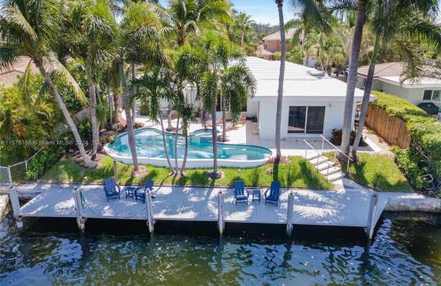 2513 SE 12th St - 2513 Southeast 12th Street, Pompano Beach, FL 33062