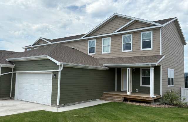 3407 Long Branch Ave - 3407 Long Branch Avenue, Williston, ND 58801 3407 Long Branch Ave - 3407 Long Branch Avenue, Williston, ND 58801