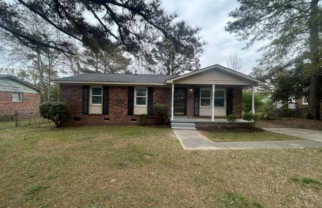 4BR Home Minutes from Downtown  Fort Jackson photos photos