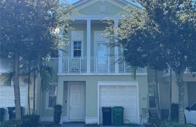 10748 Northwest 74th Terrace photos photos