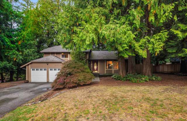 Charming 3-Bedroom Pine Lake Heights Home with Expansive Deck photos photos