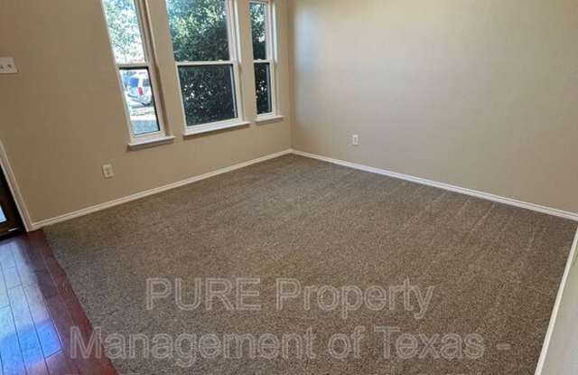 7628 Hollow Forest Drive Gallery 3