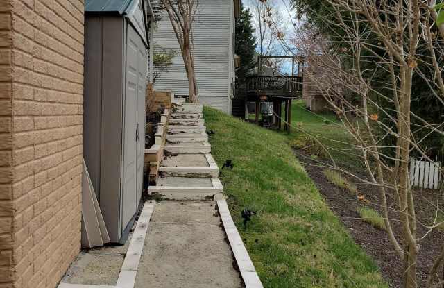 9516 KINGSWOOD COURT Gallery 4