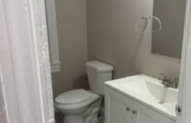 2309 Ruskin Avenue - 1 photos photos