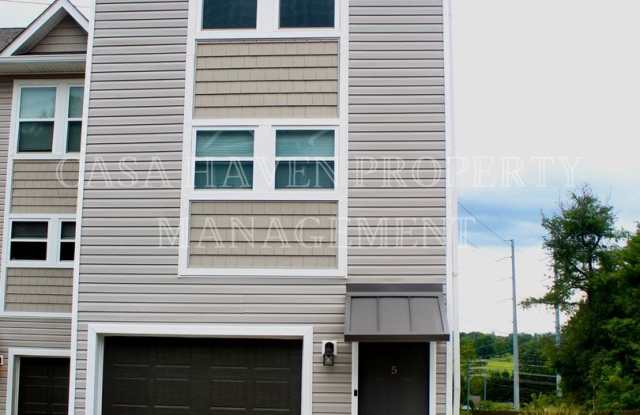 Coming Soon!!| Osborne Place | Modern 2BR/2.5Bath Townhome photos photos