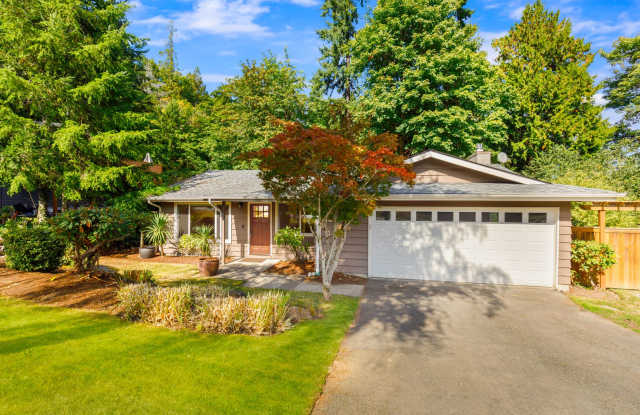4 Bedroom Rambler Close to Everything in Redmond! - 16020 Northeast 57th Street, Redmond, WA 98052