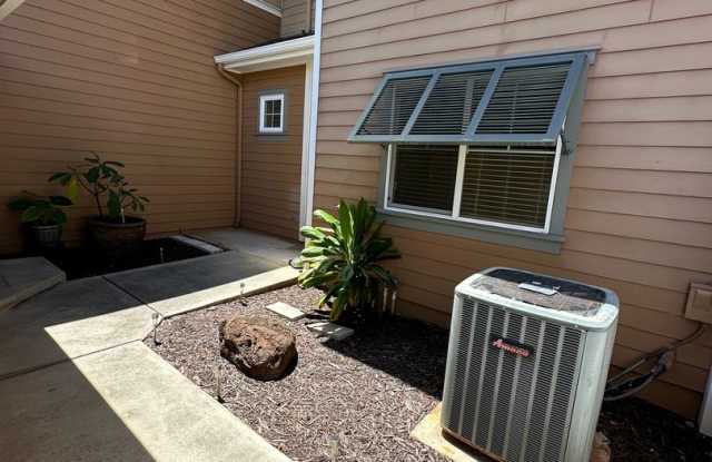 SPACIOUS 3 BD/3 BA Townhome in Ocean Pointe! Gallery 4