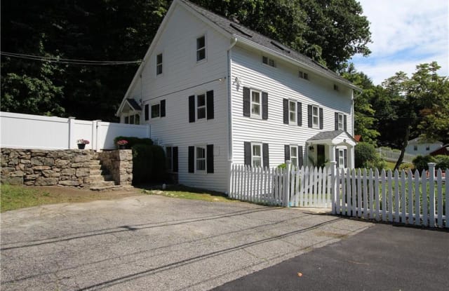 204 Mather Street - 204 Mather Street, Georgetown, CT 06897