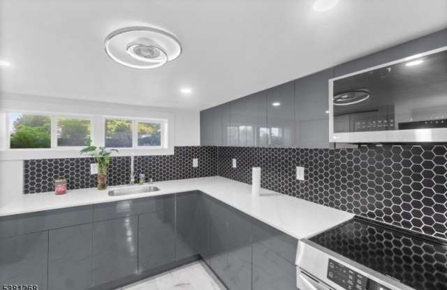 656 Park Ave photos photos