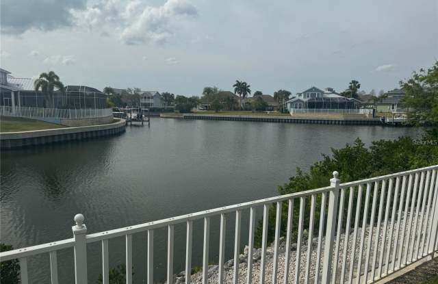 5714 TIDES Place Gallery 3