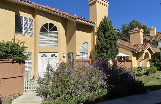 170 Alicante Aisle - 170 Alicante Aisle, Irvine, CA 92614