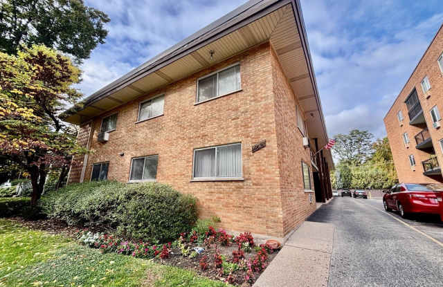 938 Ontario Street unit: 11 photos photos