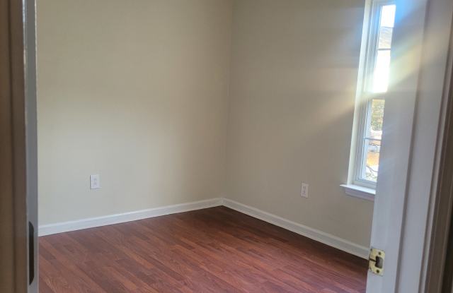 3009 Hollybrooke Drive Gallery 2
