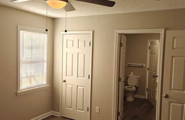 329 North Tipton Street - 1 photos photos