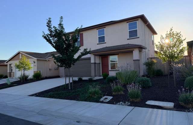 4 Bdrm, 2.5 bath Solar home - Pradera Ranch Community photos photos