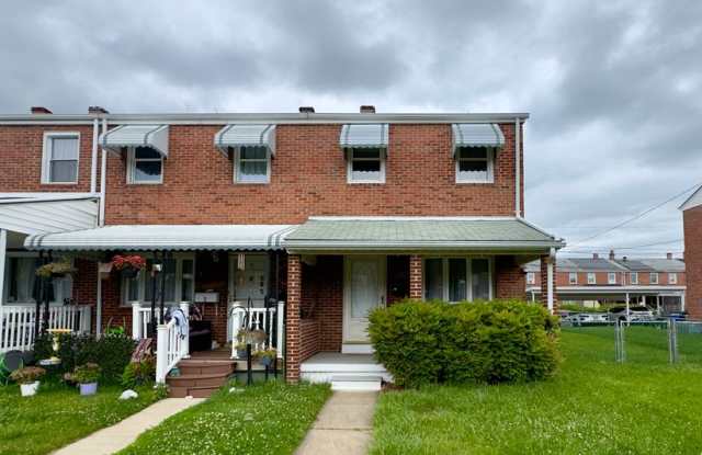 Charming 2 Bedroom/2 Bathroom Townhome in Dundalk, MD! photos photos