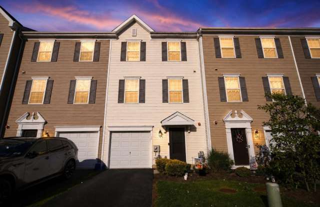 Charming 3BR House in Morton photos photos