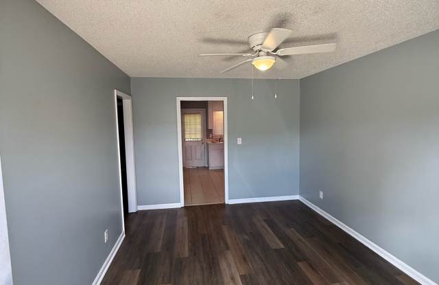 505 Exchange Lane Gallery 2