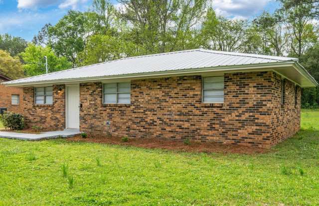 New Listing! 187 Crenshaw Drive Wetumpka, AL 36092 Gallery 4