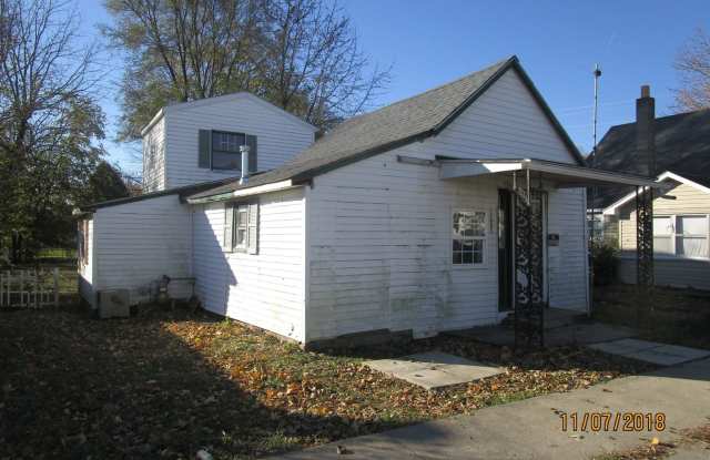 1609 W 15th St. - 1609 West 15th Street, Muncie, IN 47302