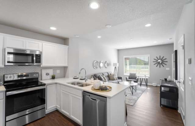 2228 Hazeltine Place photos photos