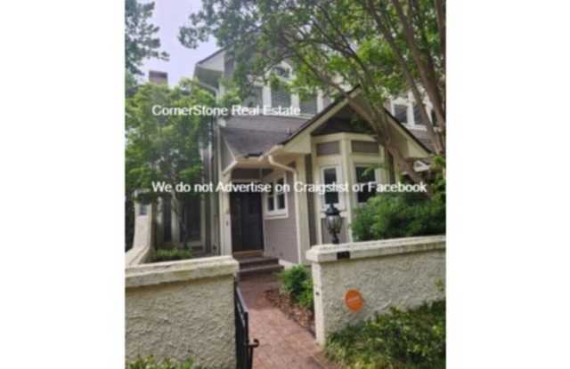 726 Victorian Place photos photos