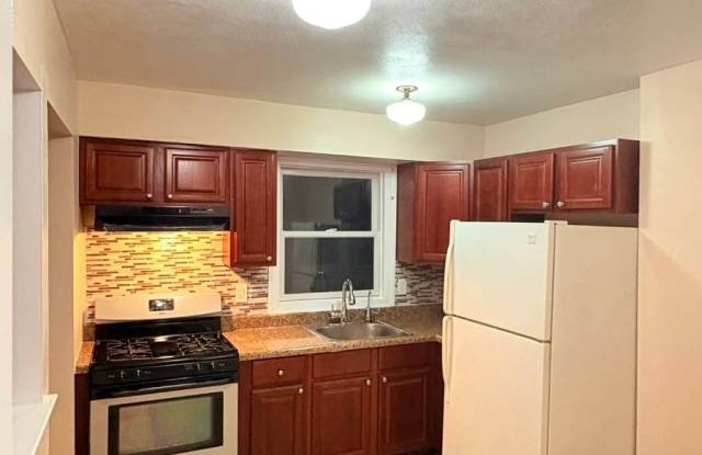 105 Lucille Avenue photos photos