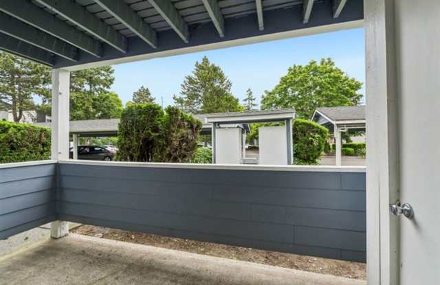 Ground Floor 1 Bedroom Featuring Des Moines Convenience Gallery 4