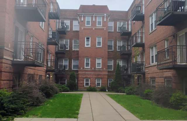 2101 E 67th St photos photos