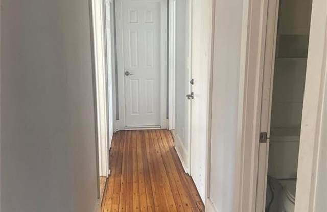32 Grandview Avenue Gallery 2
