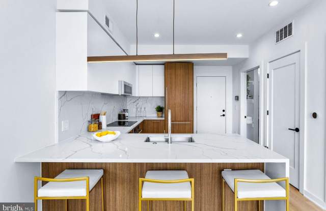 7700 GEORGIA AVENUE NW photos photos