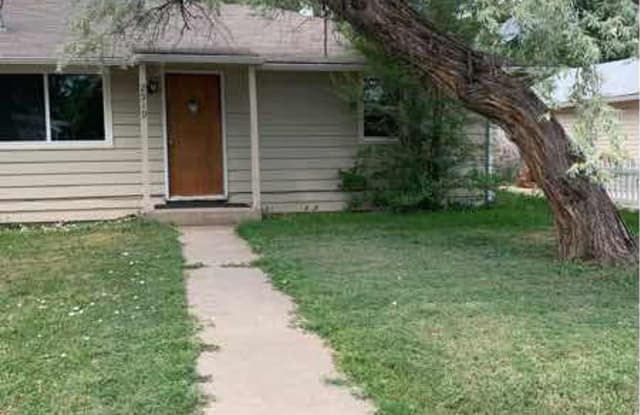 2919 N Overland Trl - 2919 North Overland Trail, Laporte, CO 80535