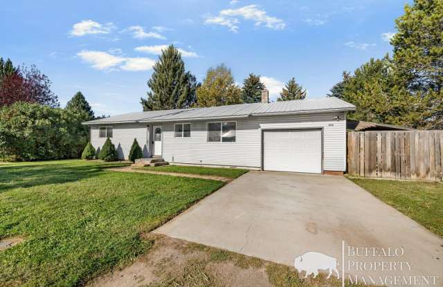 Charming Newly Remodel 3bd 1ba home with large fenced back yard!! Gallery 4