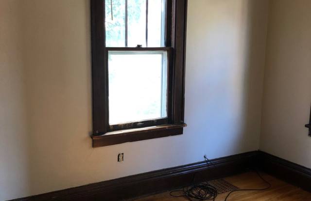 918 S. 1st Ave photos photos