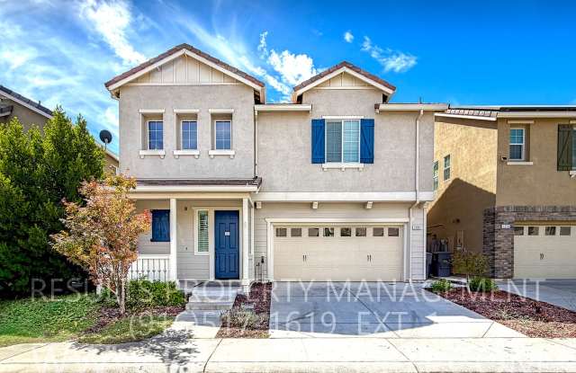 Looks like a Model! 3 bedroom Upgraded Rocklin home Gallery 4