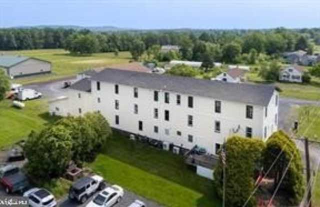 97 RIDGE Road Gallery 2