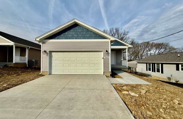 New 5BR Retreat With Hot Tub 2 Living Areas WC, OH photos photos