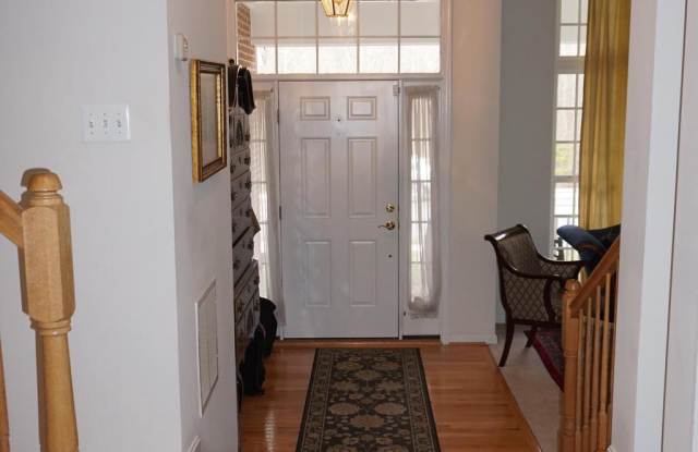 7575 LINDBERG DRIVE Gallery 2