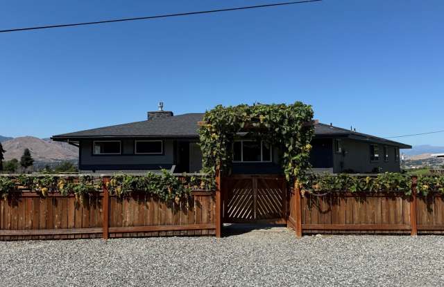 Now renting 3 bedroom House photos photos