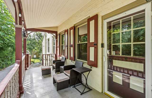 124 East Biddle Street - 1 Gallery 4