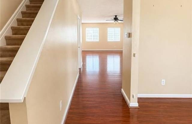 2610 Chatfield Drive Gallery 3