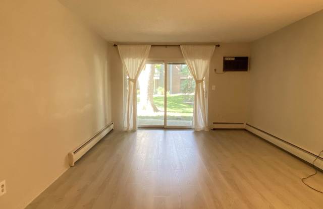 2800 Hamline Avenue North - 107 Gallery 2