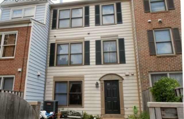 7423 Rokeby Dr Unit: 10-2 - 7423 Rokeby Drive, Sudley, VA 20109