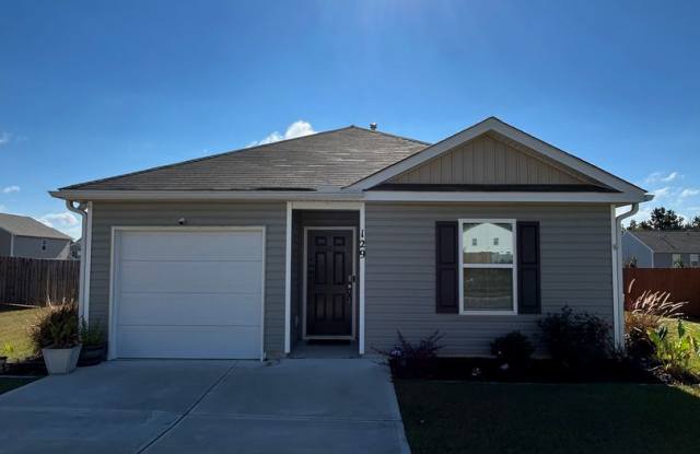 Spacious 4-Bedroom Home with Open Floor Plan and Fenced Backyard Gallery 1