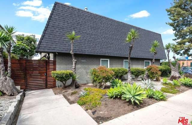 4443 Saugus Ave unit: 3 Gallery 2