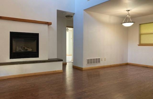 Dog friendly 3 Bedroom Condo! photos photos