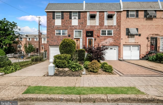 821 HOFFMAN PLACE - 821 Hoffman Place, Philadelphia, PA 19123