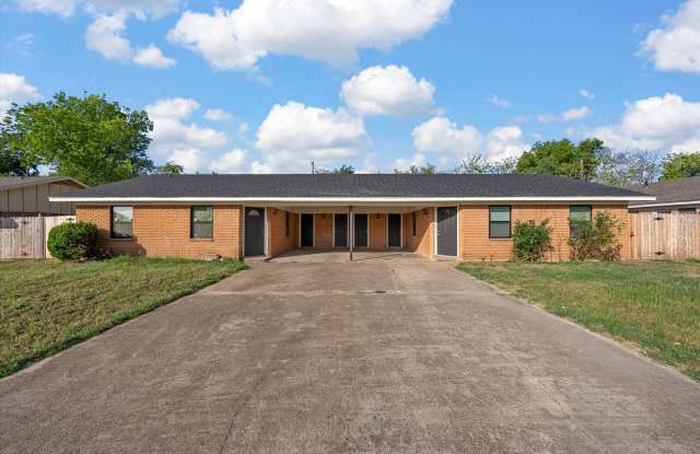 2 Bedroom Duplex on TSTC Campus Gallery 1
